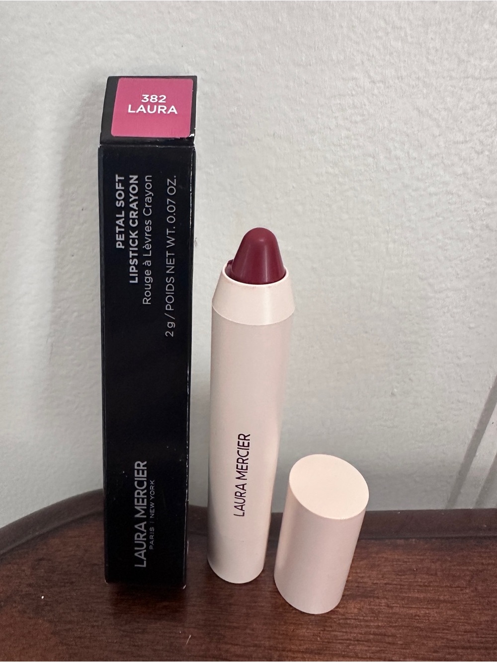 Laura Mercier Lip Crayon - Picture 3 of 3